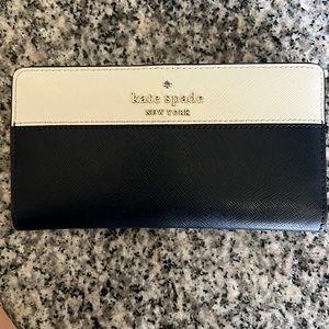 Very gently used Kate spade wallet